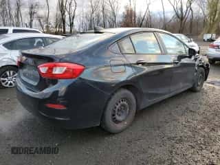 2016 Chevrolet Cruze LS z VIN 1G1BC5SM3G7260349, wystawiony jako Copart lot #67593332 z przebiegiem 98 922 mil mil oraz . Historia ofert i sprzedaży dostępna na DreamBid. Obrazek 3.