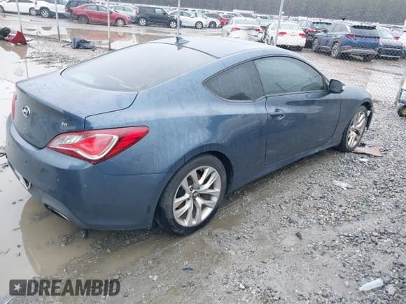 ✅ 2013 Hyundai Genesis Coupe R-Spec • VIN: KMHHU6KJ1DU084274 • Lot: 41755586. Wystawiony na IAAI z przebiegiem 151 114 mil. Bezpłatny archiwum sprzedaży aukcyjnych z USA i szczegółowy raport historii pojazdu na DreamBid. Zdjęcie 4.