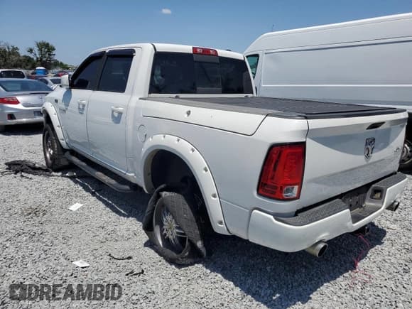 ✅ 2010 Dodge 1500 SLT • VIN: 1D7RV1CTXAS252581 • Lot: 54499325. Wystawiony na Copart z przebiegiem 198 644 mil. Bezpłatny archiwum sprzedaży aukcyjnych z USA i szczegółowy raport historii pojazdu na DreamBid. Zdjęcie 2.