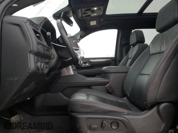 2023 Chevrolet Tahoe RST z VIN 1GNSKRKTXPR365023, wystawiony jako Copart lot #43356725 z przebiegiem 28 425 mil mil oraz Szkoda całkowita • Salvage title. Historia ofert i sprzedaży dostępna na DreamBid. Obrazek 7.