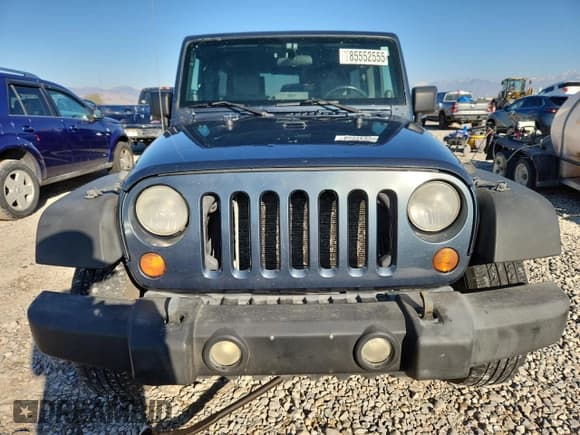 ✅ 2008 Jeep Wrangler Unlimited X • VIN: 1J4GA39128L621785 • Lot: 85552555. Listed on Copart with 207,716 mi. Free auction sales archive from the USA and detailed vehicle history report at DreamBid. Image 5.