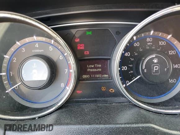 ✅ 2014 Hyundai Sonata GLS • VIN: 5NPEB4AC1EH892351 • Lot: 67174354. Listed on Copart with 111,502 mi. Free auction sales archive from the USA and detailed vehicle history report at DreamBid. Image 9.