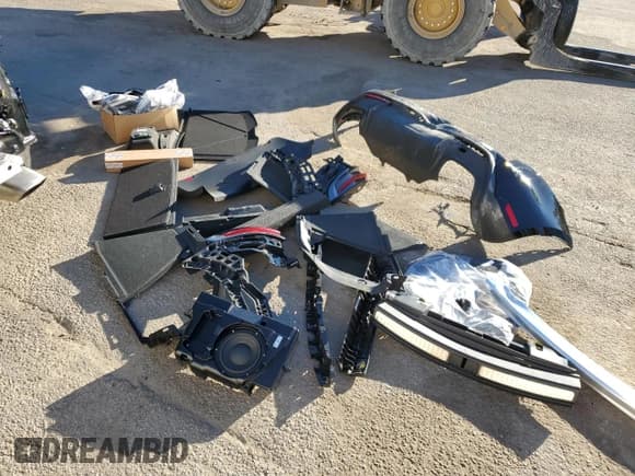 ✅ 2024 Porsche Macan • VIN: WP1AA2A52RLB02370 • Лот: 86629134. Опубликован ранее на Copart с пробегом 25 949 миль. Бесплатный доступ к архиву аукционных продаж из США и подробный отчёт об истории автомобиля на DreamBid. Изображение 13.