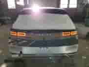 2022 Hyundai Ioniq 5 Limited z VIN KM8KRDAF6NU083793, wystawiony jako Copart lot #38691144 z przebiegiem 20 586 mil mil oraz . Historia ofert i sprzedaży dostępna na DreamBid. Obrazek 6.