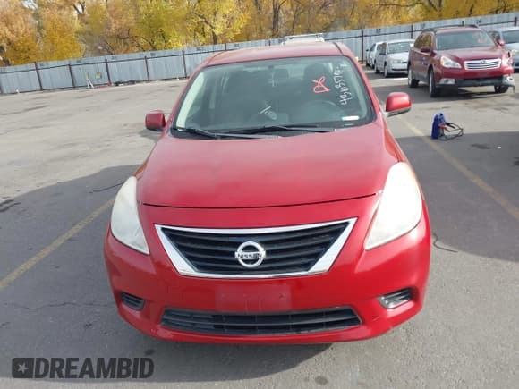 ✅ 2014 Nissan Versa S • VIN: 3N1CN7AP6EK462357 • Лот: 43635794. Опубликован ранее на IAAI с пробегом 110 713 миль. Бесплатный доступ к архиву аукционных продаж из США и подробный отчёт об истории автомобиля на DreamBid. Изображение 6.