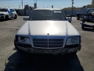 ✅ 1999 Mercedes-Benz C • VIN: WDBHA33G6XF789237 • Lot: 74065544. Wystawiony na Copart z przebiegiem 198 201 mil. Bezpłatny archiwum sprzedaży aukcyjnych z USA i szczegółowy raport historii pojazdu na DreamBid. Zdjęcie 5.