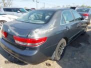 ✅ 2003 Honda Accord LX • VIN: 1HGCM66363A082841 • Lot: 41995498. Listed on IAAI with 304,968 mi. Free auction sales archive from the USA and detailed vehicle history report at DreamBid. Image 4.