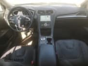 ✅ 2017 Ford Fusion Titanium • VIN: 3FA6P0D97HR251517 • Лот: 81607965. Опубликован ранее на Copart с пробегом 146 369 миль. Бесплатный доступ к архиву аукционных продаж из США и подробный отчёт об истории автомобиля на DreamBid. Изображение 8.