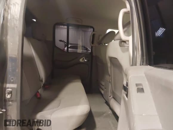 ✅ 2010 Nissan Frontier SE • VIN: 1N6AD0FV9AC415763 • Lot: 43328146. Listed on IAAI with 100,136 mi. Free auction sales archive from the USA and detailed vehicle history report at DreamBid. Image 8.