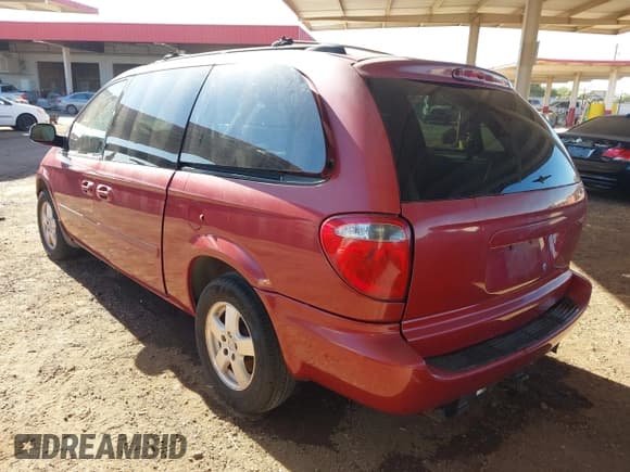 ✅ 2005 Dodge Caravan SXT • VIN: 2D4GP44L25R482282 • Lot: 43578621. Listed on IAAI with 190,663 mi. Free auction sales archive from the USA and detailed vehicle history report at DreamBid. Image 3.