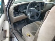 ✅ 2003 GMC Sierra 1500 • VIN: 2GTEC19X831409200 • Lot: 63047614. Wystawiony na Copart z przebiegiem Nie podano. Bezpłatny archiwum sprzedaży aukcyjnych z USA i szczegółowy raport historii pojazdu na DreamBid. Zdjęcie 8.