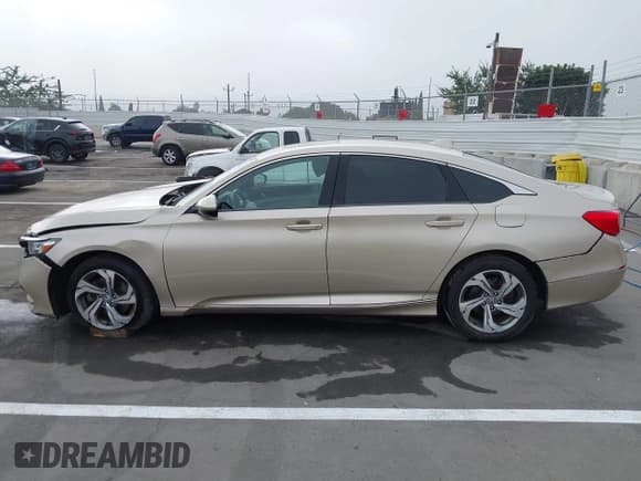 ✅ 2018 Honda Accord EX-L • VIN: 1HGCV2F50JA023871 • Lot: 43581498. Listed on IAAI with 79,285 mi. Free auction sales archive from the USA and detailed vehicle history report at DreamBid. Image 14.