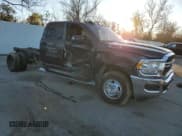 ✅ 2022 Ram 3500 Tradesman • VIN: 3C7WRTCL5NG242585 • Lot: 81503994. Wystawiony na Copart z przebiegiem 54 472 mil. Bezpłatny archiwum sprzedaży aukcyjnych z USA i szczegółowy raport historii pojazdu na DreamBid. Zdjęcie 4.