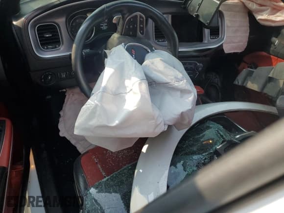 ✅ 2021 Dodge Charger Scat Pack Widebody • VIN: 2C3CDXGJ9MH611661 • Лот: 59573455. Опубликован ранее на Copart с пробегом 70 523 миль. Бесплатный доступ к архиву аукционных продаж из США и подробный отчёт об истории автомобиля на DreamBid. Изображение 8.