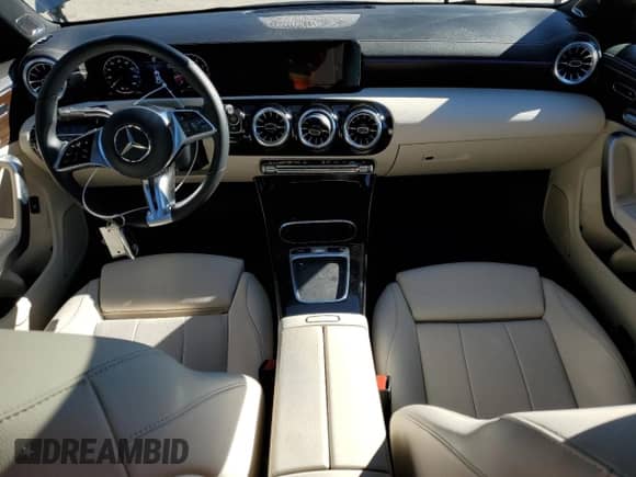 2024 Mercedes-Benz CLA 250 с VIN W1K5J4GBXRN450035, выставлен на аукционе Copart как лот 87668485 с пробегом 10 123 миль миль и Списание • Salvage title. История ставок и продаж доступна на DreamBid. Изображение 8.