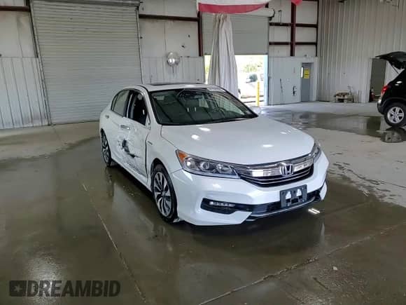 2017 Honda Accord EX-L z VIN JHMCR6F50HC027006, wystawiony jako Copart lot #81195355 z przebiegiem 81 356 mil mil oraz Szkoda całkowita • Salvage title. Historia ofert i sprzedaży dostępna na DreamBid. Obrazek 14.
