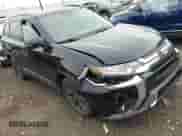 2019 Mitsubishi Outlander SE z VIN JA4AD3A31KZ038526, wystawiony jako IAAI lot #42724186 z przebiegiem 122 247 mil mil oraz . Historia ofert i sprzedaży dostępna na DreamBid. Obrazek 1.