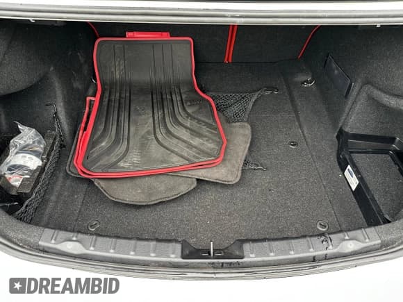 ✅ 2015 BMW M3 • VIN: WBS3C9C57FP803591 • Лот: 60759945. Опубликован ранее на Copart с пробегом 183 101 миль. Бесплатный доступ к архиву аукционных продаж из США и подробный отчёт об истории автомобиля на DreamBid. Изображение 15.