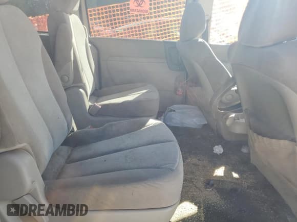 ✅ 2012 Kia Sedona LX • VIN: KNDMG4C72C6488687 • Лот: 86631945. Опубликован ранее на Copart с пробегом 251 100 миль. Бесплатный доступ к архиву аукционных продаж из США и подробный отчёт об истории автомобиля на DreamBid. Изображение 11.