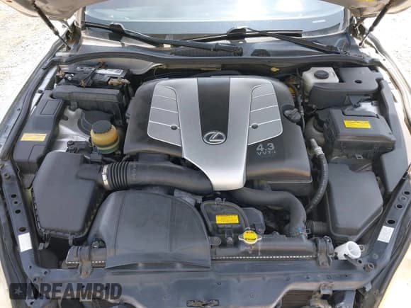 ✅ 2007 Lexus SC 430 • VIN: JTHFN45Y979013562 • Lot: 42392779. Wystawiony na IAAI z przebiegiem 65 239 mil. Bezpłatny archiwum sprzedaży aukcyjnych z USA i szczegółowy raport historii pojazdu na DreamBid. Zdjęcie 10.