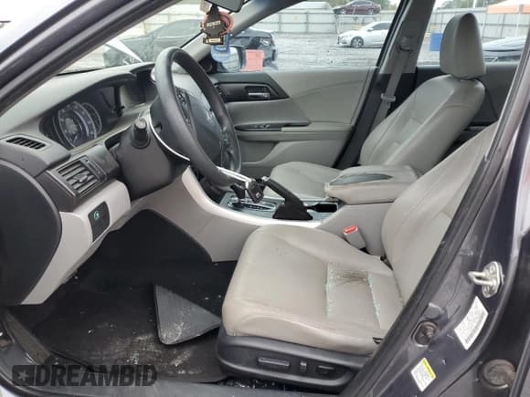 ✅ 2013 Honda Accord EX • VIN: 1HGCR2F76DA048784 • Lot: 90581735. Listed on Copart with 183,596 mi. Free auction sales archive from the USA and detailed vehicle history report at DreamBid. Image 7.