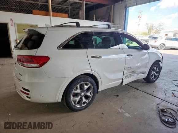 ✅ 2018 Kia Sorento SX • VIN: 5XYPK4A50JG397862 • Лот: 81966805. Опубликован ранее на Copart с пробегом 53 641 миль. Бесплатный доступ к архиву аукционных продаж из США и подробный отчёт об истории автомобиля на DreamBid. Изображение 3.