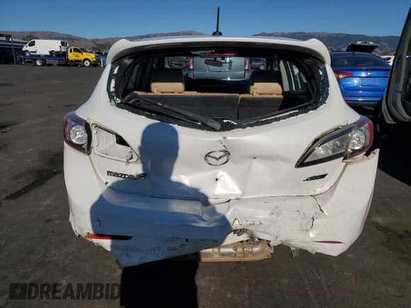 ✅ 2013 Mazda 3 i Grand Touring • VIN: JM1BL1MP2D1819346 • Lot: 90125895. Listed on Copart with 145,132 mi. Free auction sales archive from the USA and detailed vehicle history report at DreamBid. Image 6.