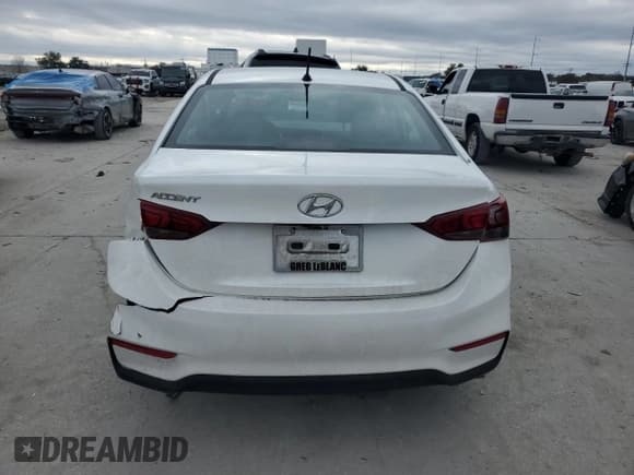 ✅ 2022 Hyundai Accent SE • VIN: 3KPC24A63NE169347 • Лот: 89140105. Опубликован ранее на Copart с пробегом 24 486 миль. Бесплатный доступ к архиву аукционных продаж из США и подробный отчёт об истории автомобиля на DreamBid. Изображение 6.