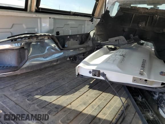 ✅ 2022 Chevrolet Silverado 1500 • VIN: 3GCNYAED0NG107715 • Лот: 45875255. Опубликован ранее на Copart с пробегом 86 590 миль. Бесплатный доступ к архиву аукционных продаж из США и подробный отчёт об истории автомобиля на DreamBid. Изображение 12.