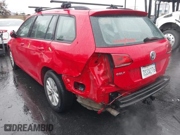✅ 2016 Volkswagen Golf TSI SE • VIN: 3VWC17AUXGM513779 • Lot: 41776276. Listed on IAAI with 89,153 mi. Free auction sales archive from the USA and detailed vehicle history report at DreamBid. Image 3.