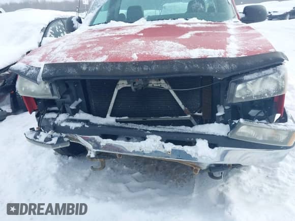 2004 Chevrolet Silverado 1500 Work Truck with VIN 1GCEC14X14Z352435, listed as a IAAI auction lot 41606503 with 163,470 mi miles and . Bid and sale history available at DreamBid. Image 6.