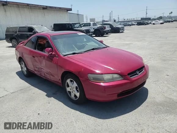 ✅ 1999 Honda Accord EX • VIN: 1HGCG2255XA016035 • Лот: 62772925. Опубликован ранее на Copart с пробегом 250 266 миль. Бесплатный доступ к архиву аукционных продаж из США и подробный отчёт об истории автомобиля на DreamBid. Изображение 13.