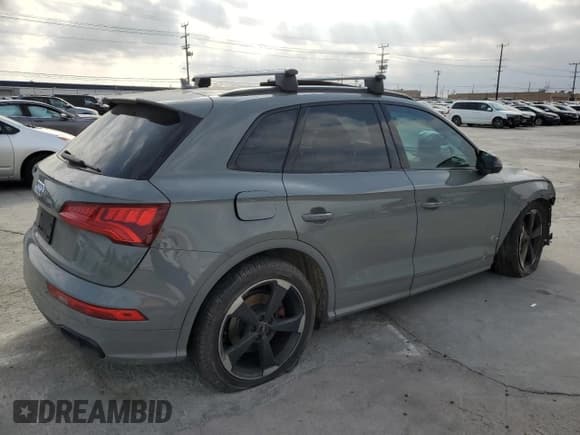 ✅ 2019 Audi SQ5 Premium Plus • VIN: WA1B4AFY4K2060624 • Лот: 47806283. Опубликован ранее на Copart с пробегом 30 071 миль. Бесплатный доступ к архиву аукционных продаж из США и подробный отчёт об истории автомобиля на DreamBid. Изображение 3.