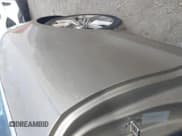 ✅ 2010 Audi A5 Premium Plus • VIN: WAULFAFH1AN011461 • Lot: 43792709. Wystawiony na IAAI z przebiegiem 196 707 mil. Bezpłatny archiwum sprzedaży aukcyjnych z USA i szczegółowy raport historii pojazdu na DreamBid. Zdjęcie 6.