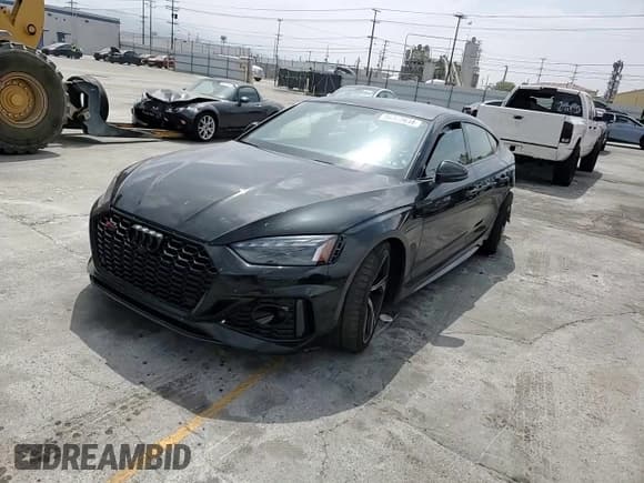 ✅ 2021 Audi RS 5 Sportback • VIN: WUAAWCF53MA904838 • Лот: 56450664. Опубликован ранее на Copart с пробегом 46 020 миль. Бесплатный доступ к архиву аукционных продаж из США и подробный отчёт об истории автомобиля на DreamBid. Изображение 11.