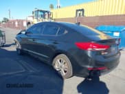 ✅ 2017 Hyundai Elantra Value Edition • VIN: 5NPD84LF6HH065211 • Лот: 43571387. Опубликован ранее на IAAI с пробегом 98 733 миль. Бесплатный доступ к архиву аукционных продаж из США и подробный отчёт об истории автомобиля на DreamBid. Изображение 3.