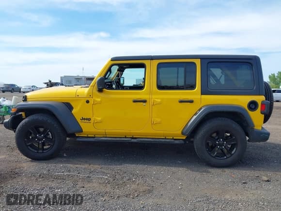 ✅ 2021 Jeep Wrangler Unlimited Sport S • VIN: 1C4HJXDN4MW744315 • Лот: 42242941. Опубликован ранее на IAAI с пробегом 35 344 миль. Бесплатный доступ к архиву аукционных продаж из США и подробный отчёт об истории автомобиля на DreamBid. Изображение 14.