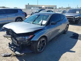 2020 Hyundai Veloster Turbo R-Spec z VIN KMHTH6AB5LU029382, wystawiony jako IAAI lot #41751666 z przebiegiem 71 179 mil mil oraz . Historia ofert i sprzedaży dostępna na DreamBid. Obrazek 2.