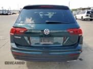✅ 2019 Volkswagen Tiguan S • VIN: 3VV1B7AX3KM040237 • Lot: 64143755. Wystawiony na Copart z przebiegiem 56 732 mil. Bezpłatny archiwum sprzedaży aukcyjnych z USA i szczegółowy raport historii pojazdu na DreamBid. Zdjęcie 6.