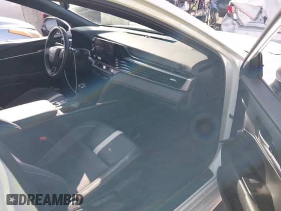 2025 Toyota Camry LE с VIN 4T1DAACK1SU043867, выставлен на аукционе IAAI как лот 43255400 с пробегом 11 131 миль миль и . История ставок и продаж доступна на DreamBid. Изображение 5.