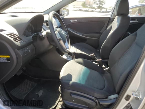 ✅ 2016 Hyundai Accent SE • VIN: KMHCT5AE4GU242302 • Лот: 71748834. Опубликован ранее на Copart с пробегом 113 275 миль. Бесплатный доступ к архиву аукционных продаж из США и подробный отчёт об истории автомобиля на DreamBid. Изображение 7.