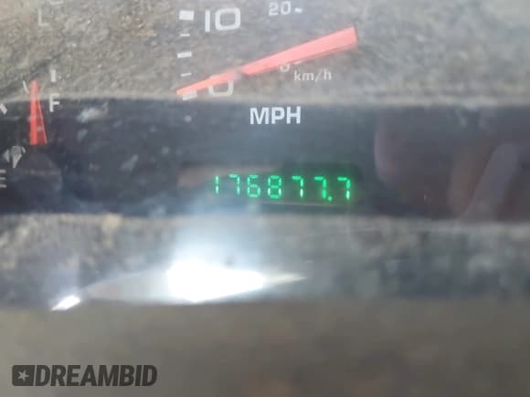 ✅ 2004 Ford F-250 XL • VIN: 1FTNX20L94EB54576 • Lot: 42345311. Wystawiony na IAAI z przebiegiem 176 877 mil. Bezpłatny archiwum sprzedaży aukcyjnych z USA i szczegółowy raport historii pojazdu na DreamBid. Zdjęcie 15.