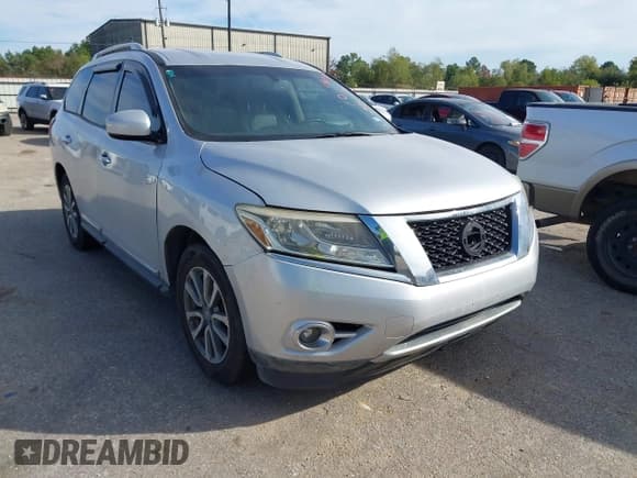 ✅ 2014 Nissan Pathfinder S • VIN: 5N1AR2MNXEC635594 • Lot: 43800747. Listed on IAAI with 176,633 mi. Free auction sales archive from the USA and detailed vehicle history report at DreamBid. Image 1.
