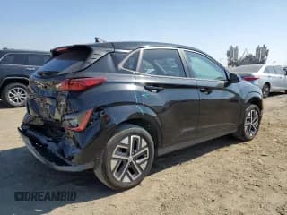 ✅ 2023 Hyundai Kona SE • VIN: KM8K23AGXPU166833 • Лот: 74969134. Опубликован ранее на Copart с пробегом 25 687 миль. Бесплатный доступ к архиву аукционных продаж из США и подробный отчёт об истории автомобиля на DreamBid. Изображение 3.