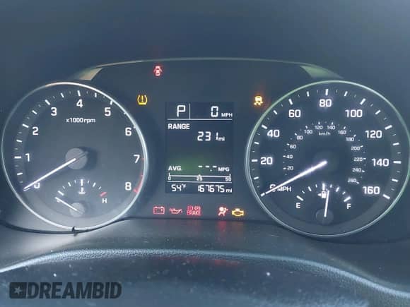 2017 Hyundai Elantra SE z VIN 5NPD84LF0HH124950, wystawiony jako IAAI lot #43494937 z przebiegiem 167 675 mil mil oraz . Historia ofert i sprzedaży dostępna na DreamBid. Obrazek 7.