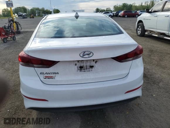 ✅ 2017 Hyundai Elantra SE • VIN: KMHD84LF7HU399037 • Lot: 69172705. Listed on Copart with 201,959 mi. Free auction sales archive from the USA and detailed vehicle history report at DreamBid. Image 6.