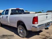 ✅ 2018 Ram 2500 Tradesman • VIN: 3C6UR5HJ3JG379551 • Lot: 97023035. Listed on Copart with 106,643 mi. Free auction sales archive from the USA and detailed vehicle history report at DreamBid. Image 3.