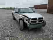 2007 Dodge Dakota ST z VIN 1D7HW28N37S144269, wystawiony jako Copart lot #56395474 z przebiegiem 101 210 mil mil oraz Nie do naprawy • Non repairable. Historia ofert i sprzedaży dostępna na DreamBid. Obrazek 10.