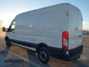 ✅ 2019 Ford Transit • VIN: 1FTBW2CM4KKB73058 • Lot: 43800917. Wystawiony na IAAI z przebiegiem 98 200 mil. Bezpłatny archiwum sprzedaży aukcyjnych z USA i szczegółowy raport historii pojazdu na DreamBid. Zdjęcie 3.
