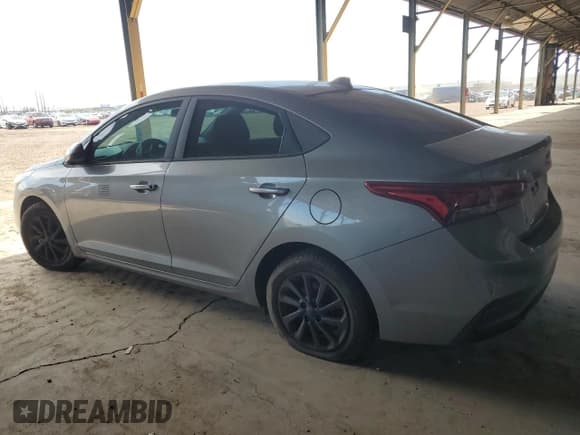 ✅ 2021 Hyundai Accent SE • VIN: 3KPC24A63ME138257 • Лот: 58985834. Опубликован ранее на Copart с пробегом 35 414 миль. Бесплатный доступ к архиву аукционных продаж из США и подробный отчёт об истории автомобиля на DreamBid. Изображение 2.